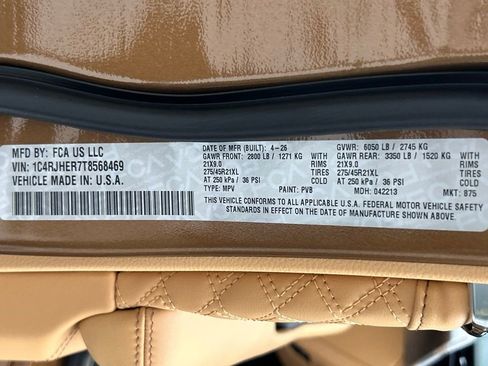 New 2026 Jeep Grand Cherokee Summit w/ Obsidian Package AWD/4WD image 23