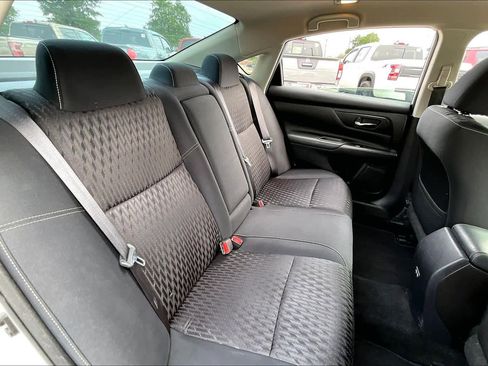 Used 2018 Nissan Altima 2.5 S w/ S Convenience Package FWD image 20
