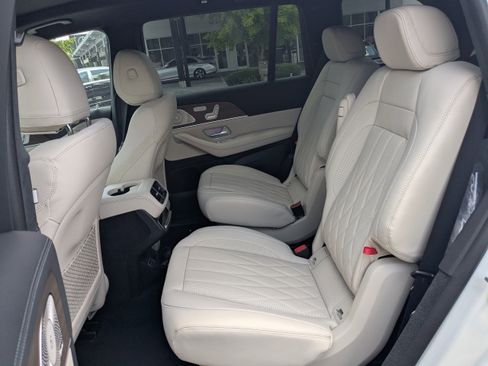 New 2025 Mercedes-Benz GLS 63 AMG 4MATIC image 17