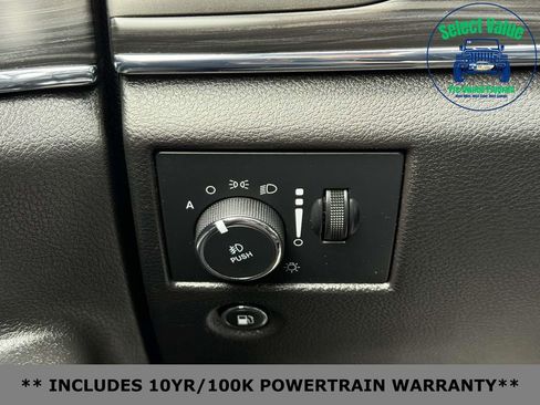 Used 2020 Jeep Grand Cherokee Limited image 19