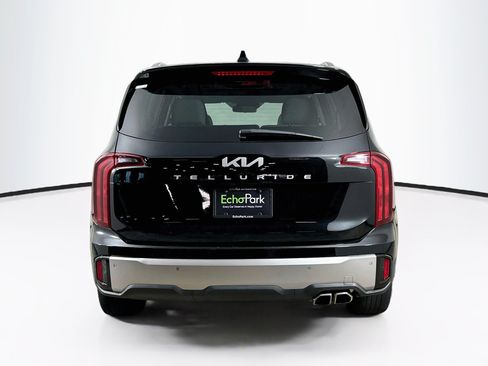 Used 2025 Kia Telluride S FWD image 7