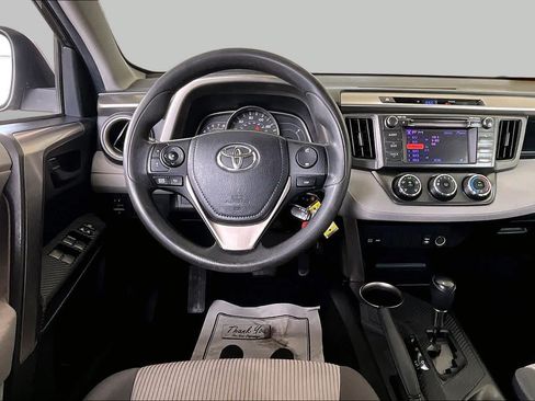 Used 2013 Toyota RAV4 LE FWD image 5