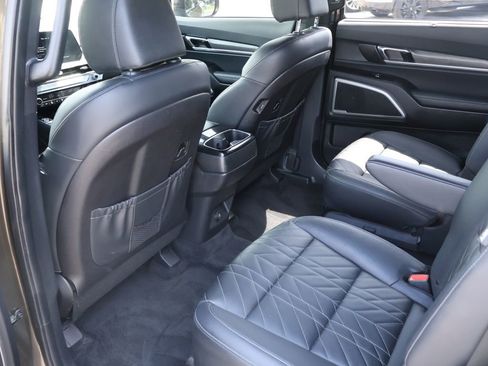 Used 2023 Kia Telluride EX X-Line AWD/4WD image 13