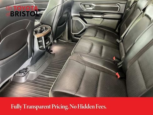 Used 2022 RAM 1500 Laramie AWD/4WD image 18
