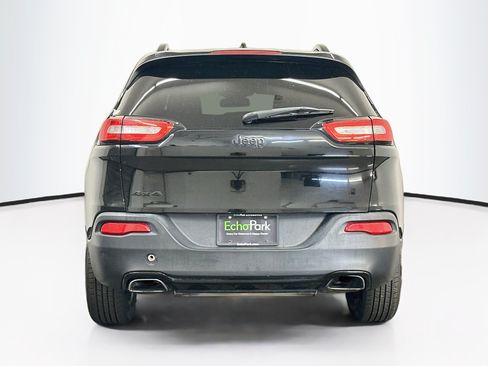 Used 2017 Jeep Cherokee Sport AWD/4WD image 7
