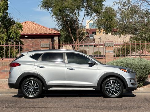 Used 2020 Hyundai Tucson Ultimate w/ Cargo Package FWD image 9