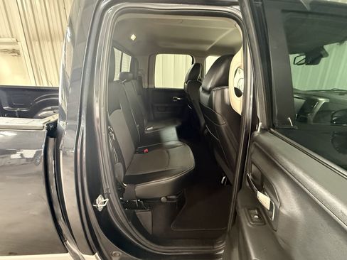 Used 2014 RAM 1500 Laramie w/ Convenience Group image 9
