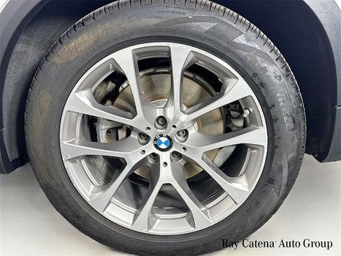Used 2019 BMW X5 xDrive50i w/ Luxury Seating Package image 33