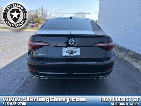Used 2021 Volkswagen Jetta R-Line image 4