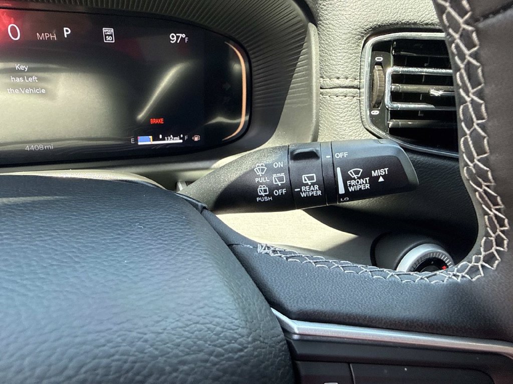 Used 2026 Jeep Grand Wagoneer L 2WD w/ Premium Group I image 38