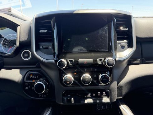 Used 2022 RAM 1500 Big Horn AWD/4WD image 27