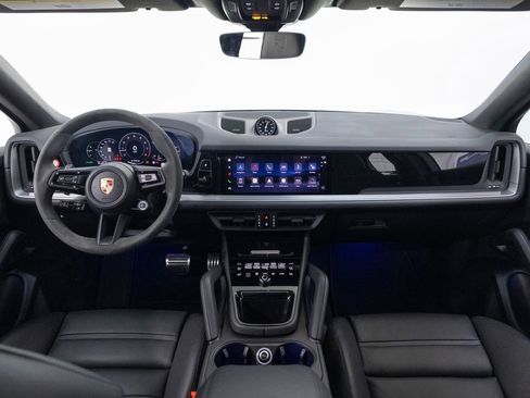 Certified 2026 Porsche Cayenne S AWD/4WD image 14