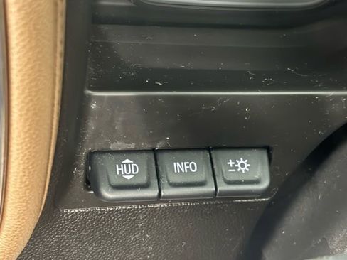 Used 2020 Chevrolet Silverado 1500 High Country w/ Technology Package image 23