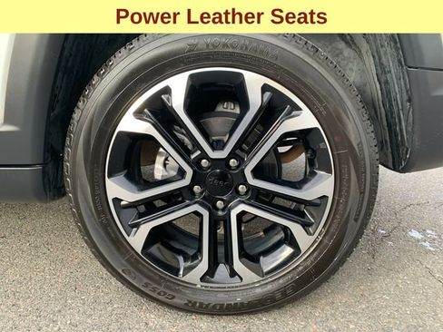 Used 2022 Jeep Compass Limited image 9