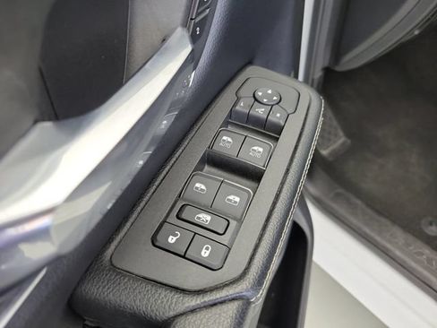 Used 2025 RAM 1500 Laramie AWD/4WD image 20