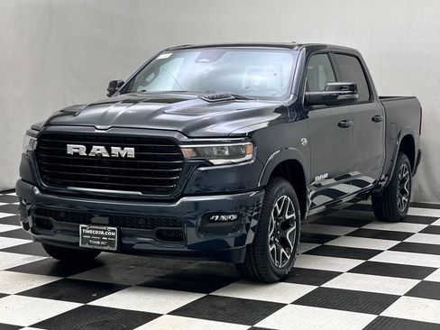 New 2026 RAM 1500 Laramie w/ Sport Appearance Package AWD/4WD image 4