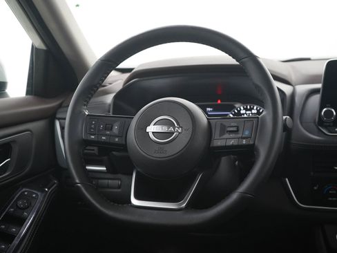 Used 2023 Nissan Rogue SV w/ SV Premium B Package AWD/4WD image 17
