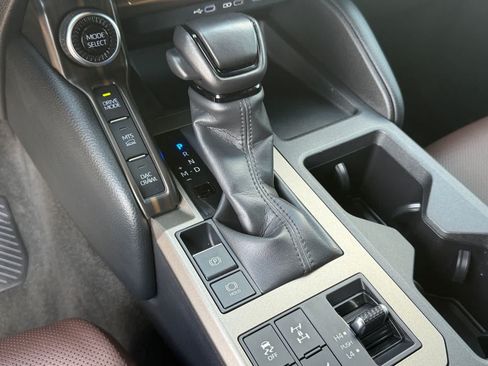 Used 2025 Toyota Land Cruiser AWD/4WD image 21
