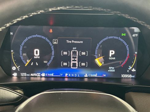 Used 2024 Chevrolet Colorado ZR2 w/ ZR2 Bison Edition image 19