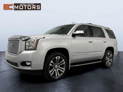 Used 2017 GMC Yukon Denali w/ Open Road Package image 2