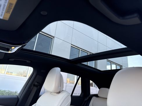 Certified 2025 Mercedes-Benz GLC 300 image 26