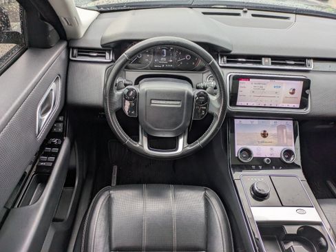 Used 2018 Land Rover Range Rover Velar S AWD/4WD image 15