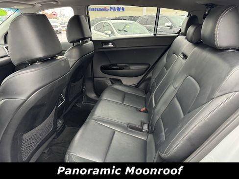 Used 2018 Kia Sportage EX w/ EX Premium Package image 5