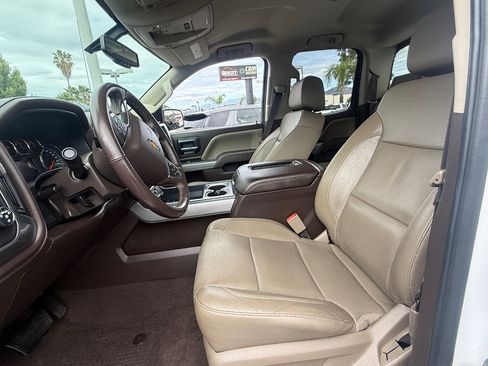 Used 2017 Chevrolet Silverado 1500 LTZ Z71 w/ LTZ Plus Package AWD/4WD image 11