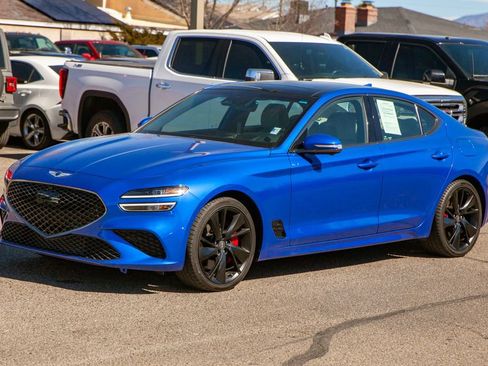 Used 2023 Genesis G70 3.3T w/ Sport Prestige Package image 9
