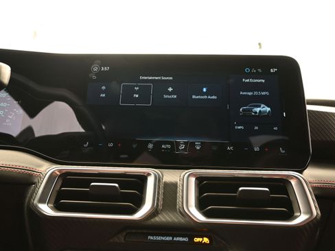 Used 2024 Ford Mustang GT Premium image 33