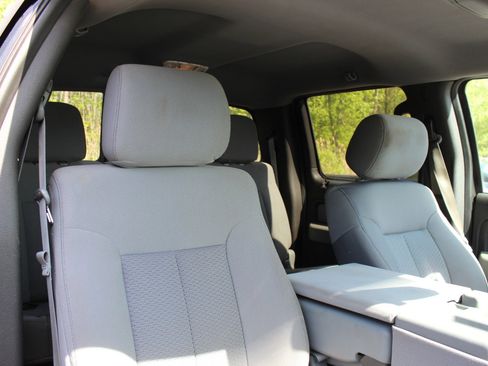 Used 2013 Ford F150 XLT w/ Luxury Equipment Group AWD/4WD image 34