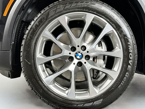 Used 2024 BMW X5 sDrive40i image 11