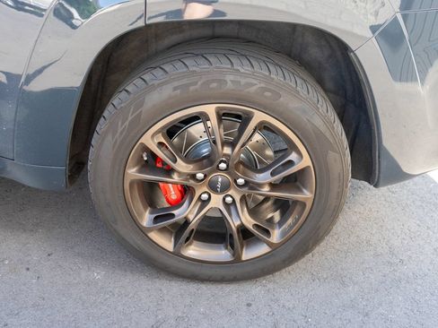 Used 2017 Jeep Grand Cherokee SRT AWD/4WD image 29