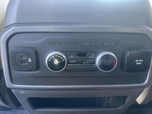 Used 2021 Ford Expedition XLT RWD image 13