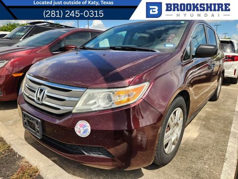 Used 2013 Honda Odyssey LX image 1