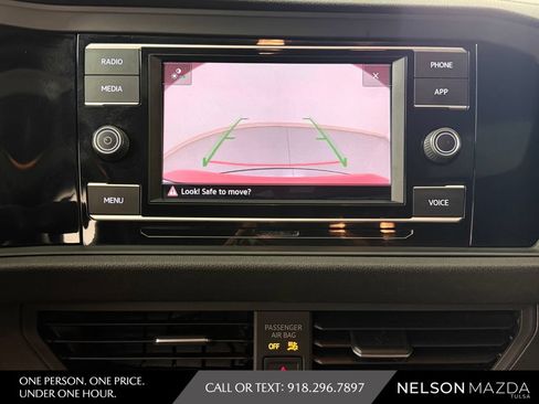 Used 2020 Volkswagen Jetta R-Line FWD image 29