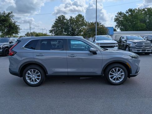 Used 2026 Honda CR-V EX image 2