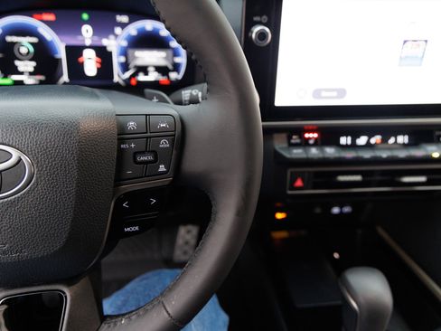 Used 2026 Toyota Camry XSE image 19