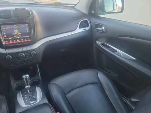 Used 2015 Dodge Journey R/T w/ Flexible Seating Group image 12