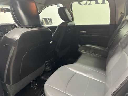 Used 2019 RAM 2500 Tradesman w/ Chrome Appearance Group AWD/4WD image 38