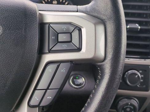 Used 2020 Ford F150 Lariat w/ Equipment Group 502A Luxury image 29