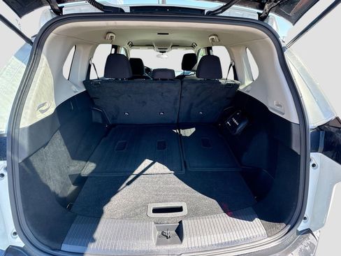 Used 2023 Nissan Rogue S FWD image 21