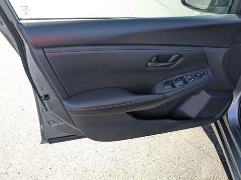 Used 2024 Nissan Sentra S FWD image 12