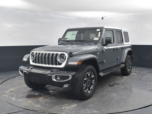 New 2026 Jeep Wrangler Unlimited Sahara AWD/4WD image 4