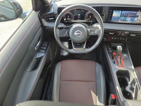 Certified 2025 Nissan Kicks SR image 20