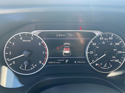 Used 2023 Nissan Rogue SV FWD image 13