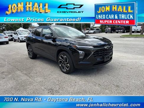 Used 2024 Chevrolet Trax RS w/ Sunroof Package FWD image 1