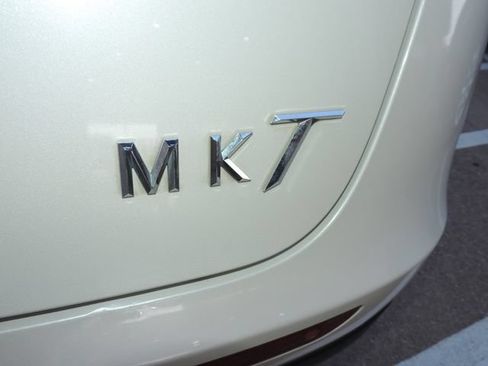 Used 2018 Lincoln MKT AWD w/ Technology Package image 25