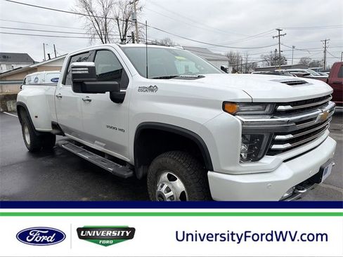 Used 2023 Chevrolet Silverado 3500 High Country image 1