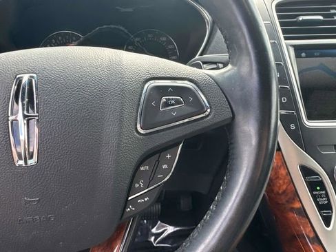 Used 2016 Lincoln MKX Reserve w/ Technology Package image 30